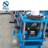 Stroj za oblikovanje solarnih konstrukcija